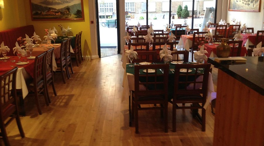 Everest Spice restaurant in Derby Square, Epsom